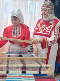 Мастер-класс «Полотно на ткацком станке»