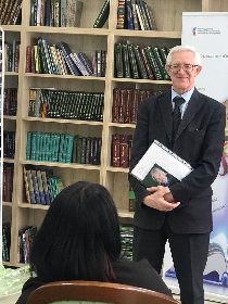 Читаем поэта-земляка Рафиса Курбана вместе