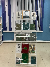 'Тебя бесценный Тукай чтит мир и чтит народ родной'