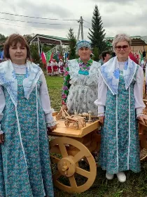 Фольклорный праздник «Посиделки в русской горнице»