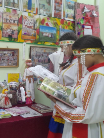 Тематический час «Обычаи и традиции народов России»