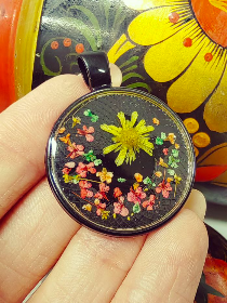 Мастер-класс «Кулон в стиле хохломской росписи»