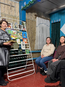 «Рядом с настоящим – прошлое»